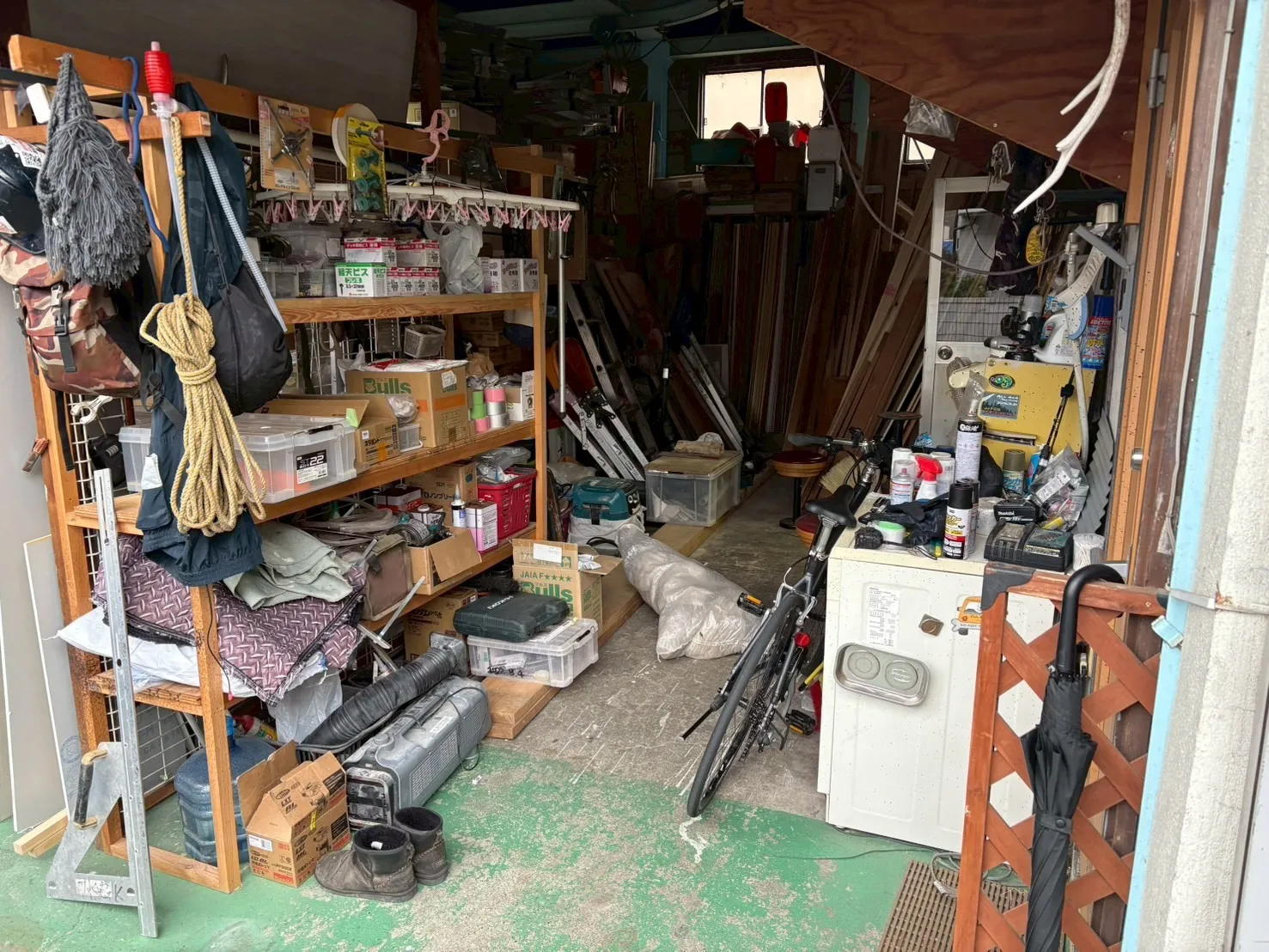 ちょいブログ 年末年始休暇前に事務所大掃除!!!